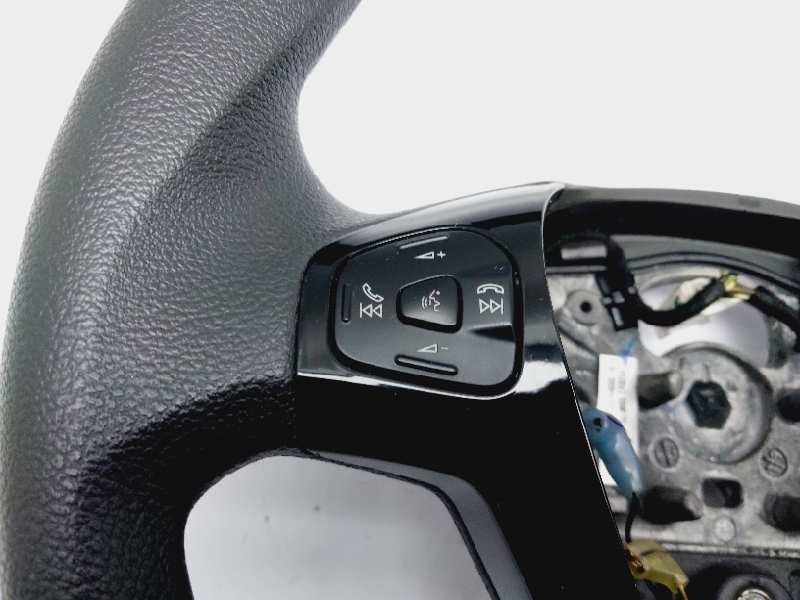 Recambio de volante para ford ka+ ultimate referencia OEM IAM G1B53600EA37AE  