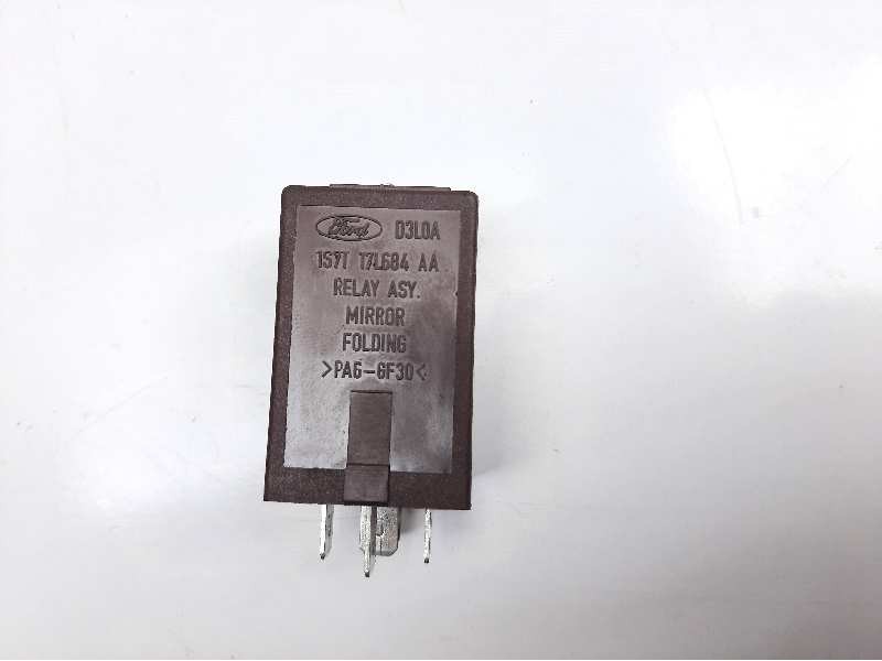 Recambio de rele para land rover range rover sport v6 td hse referencia OEM IAM 1S7T17L684AA  