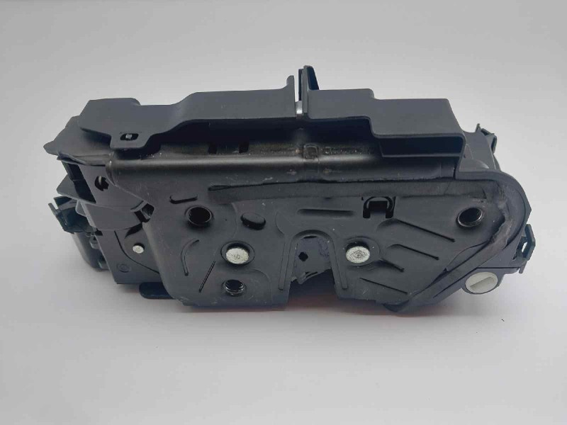 Recambio de cerradura puerta trasera izquierda para skoda rapid active referencia OEM IAM 5TA839015E  