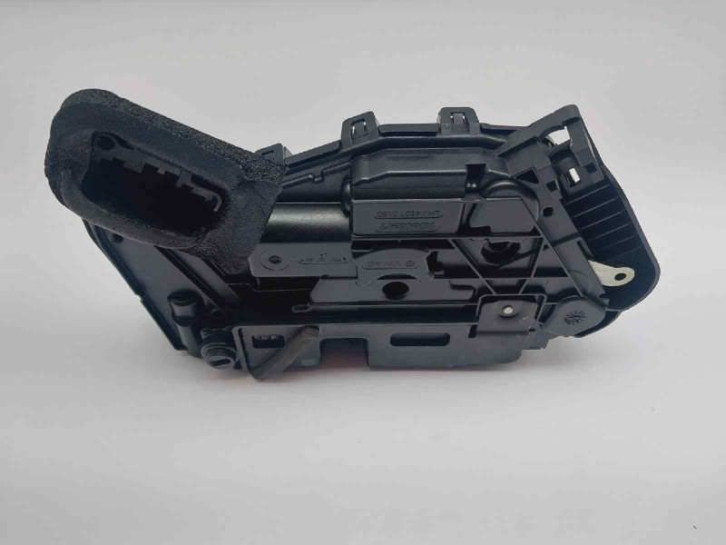 Recambio de cerradura puerta trasera izquierda para skoda rapid active referencia OEM IAM 5TA839015E  