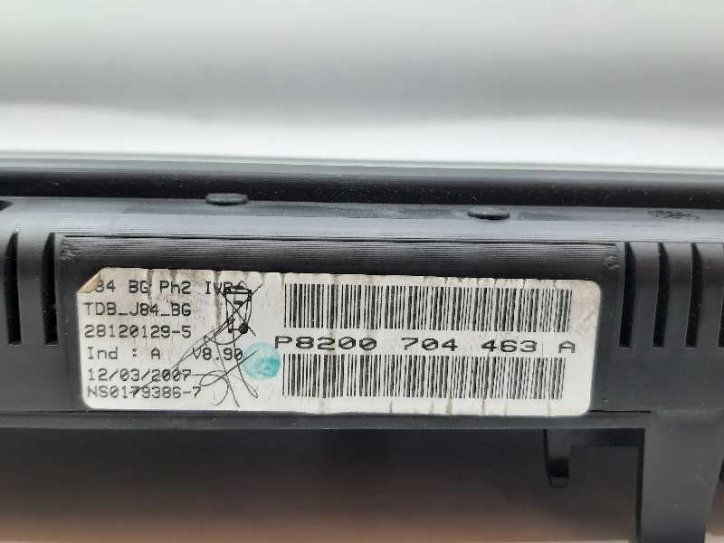 Recambio de cuadro instrumentos para renault scenic ii confort expression referencia OEM IAM 8200704463A  