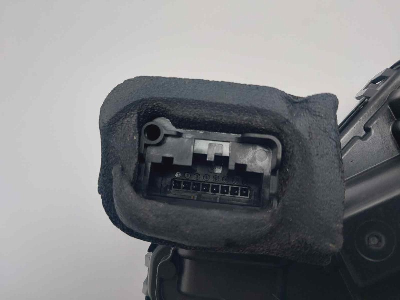 Recambio de cerradura puerta trasera izquierda para skoda rapid active referencia OEM IAM 5TA839015E  