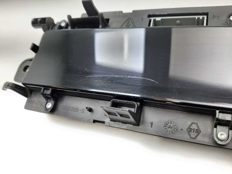 Recambio de cuadro instrumentos para renault scenic ii confort expression referencia OEM IAM 8200704463A  