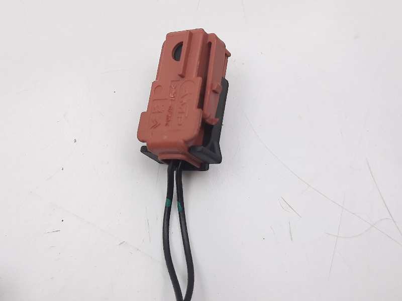 Recambio de retrovisor derecho para peugeot 1007 urban referencia OEM IAM 12364260D 012026 