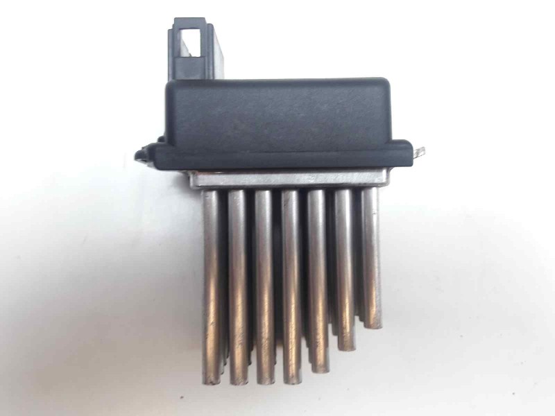 Recambio de resistencia calefaccion para audi a6 berlina (4b2) 2.5 tdi referencia OEM IAM 4B0820521 5DS00646702 MF246810149