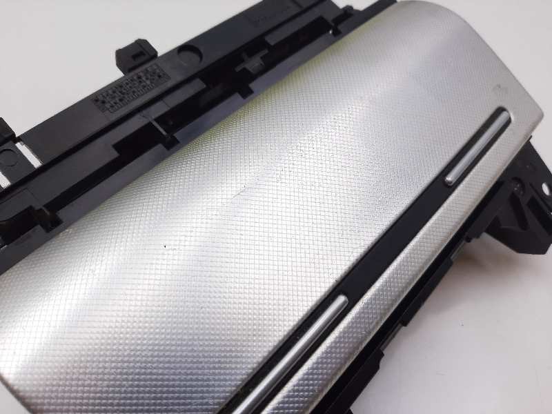 Recambio de cenicero para audi a4 berlina (8e) 2.0 tfsi quattro (147kw) referencia OEM IAM 8E0857951H  