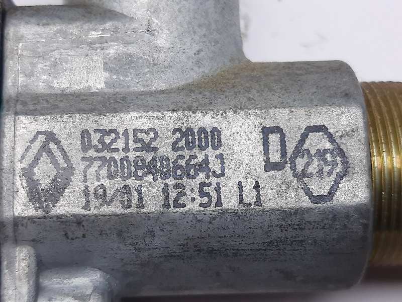 Recambio de pretensor airbag derecho para renault scenic (ja..) referencia OEM IAM 8200049223A  