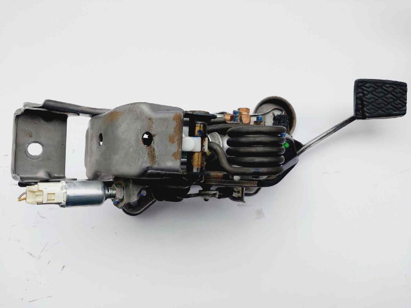 Recambio de pedal embrague para lexus is200 (ds2/is2) 220d referencia OEM IAM 3130153070  