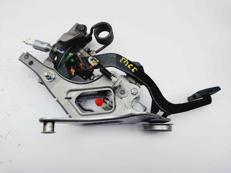 Recambio de pedal embrague para lexus is200 (ds2/is2) 220d referencia OEM IAM 3130153070  