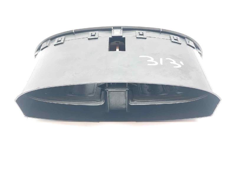 Recambio de rejilla aireadora para renault clio iii dynamique referencia OEM IAM K220408  