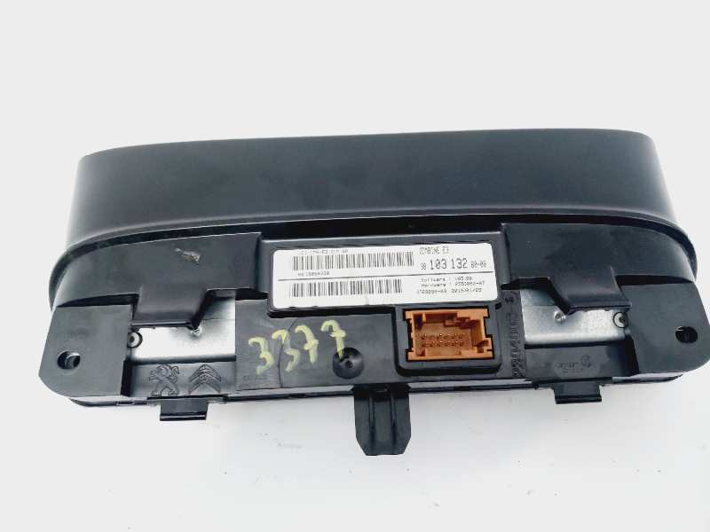 Recambio de pantalla multifuncion para citroen c4 cactus live referencia OEM IAM 9810313280  