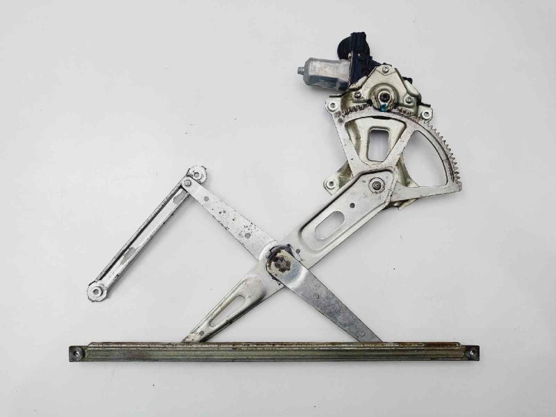 Recambio de elevalunas delantero derecho para lexus is200 (ds2/is2) 220d referencia OEM IAM 8571058010  