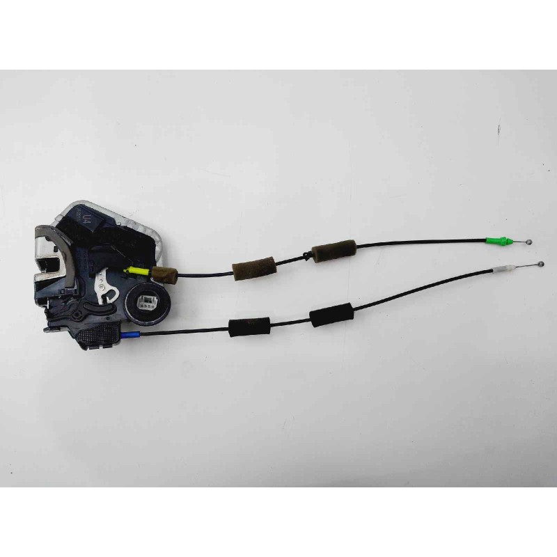 Recambio de cerradura puerta trasera izquierda para lexus is200 (ds2/is2) 220d referencia OEM IAM A046693  