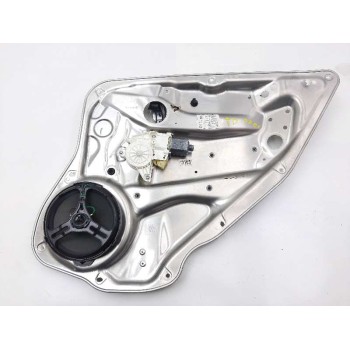 ELEVALUNAS TRASERO DERECHO 981695103 A2048200542 