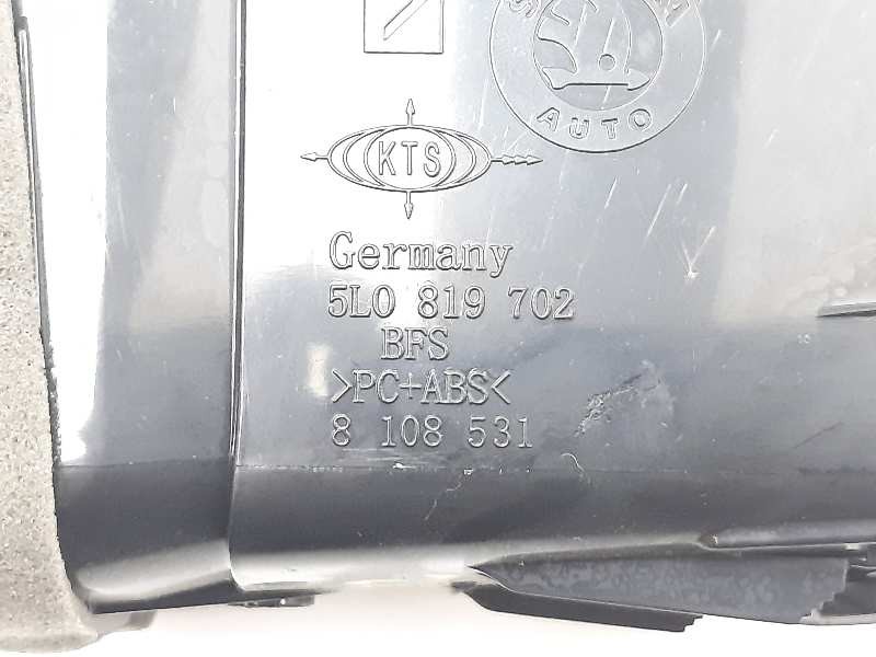 Recambio de rejilla aireadora para skoda yeti active referencia OEM IAM 5L0819702  