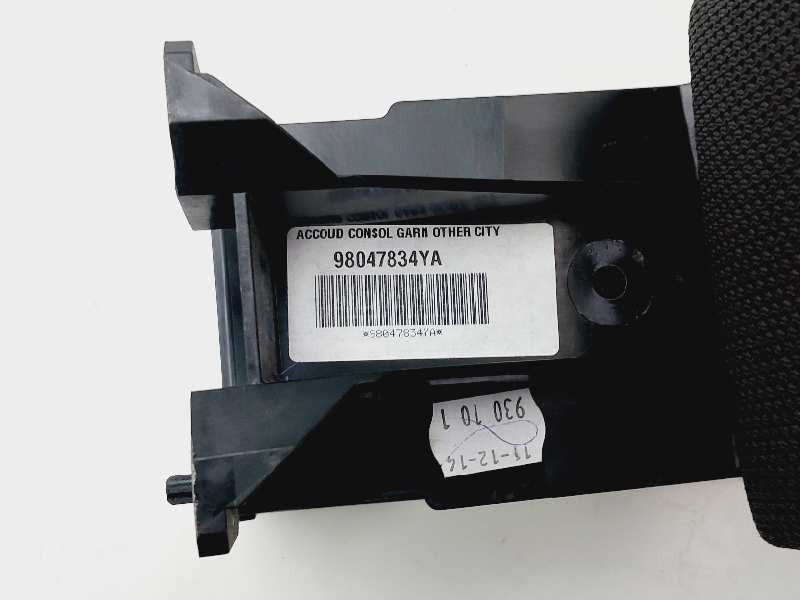 Recambio de apoyabrazos central para citroen c4 cactus live referencia OEM IAM 98047834YA  