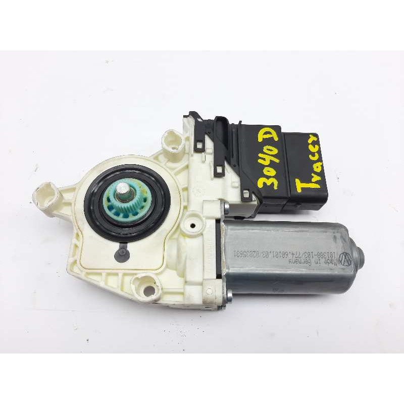 Recambio de motor elevalunas trasero derecho para seat leon (1m1) sport referencia OEM IAM 1C0959812A  