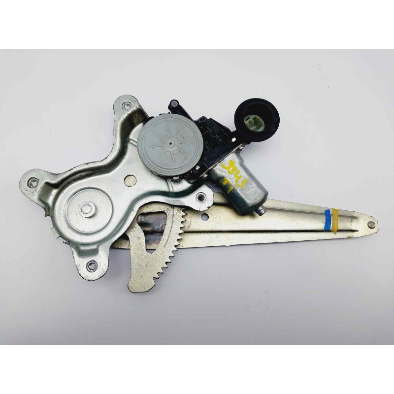 Recambio de elevalunas trasero izquierdo para lexus is200 (ds2/is2) 220d referencia OEM IAM 8571058010  