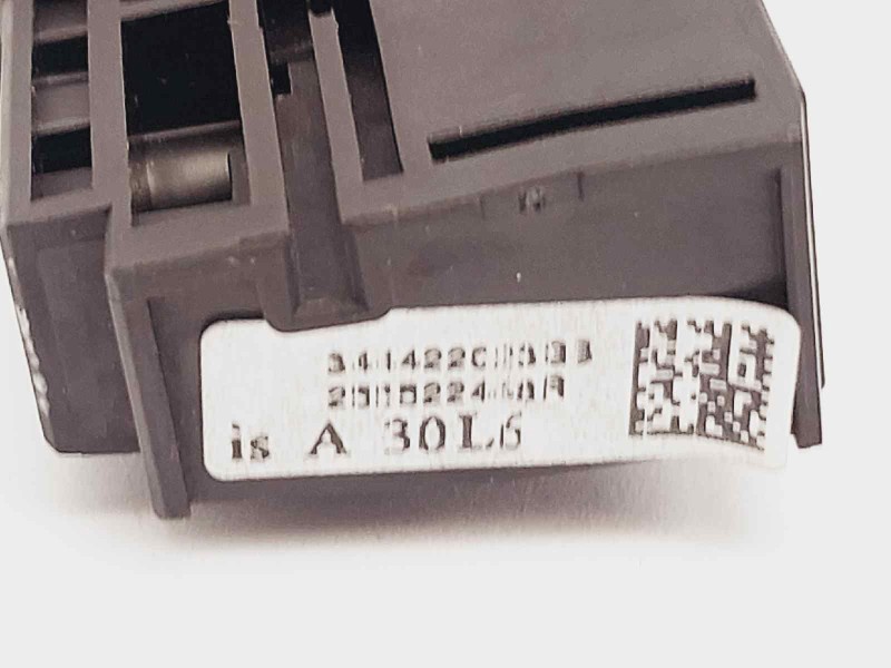 Recambio de mando multifuncion para renault captur life referencia OEM IAM 255522448R  