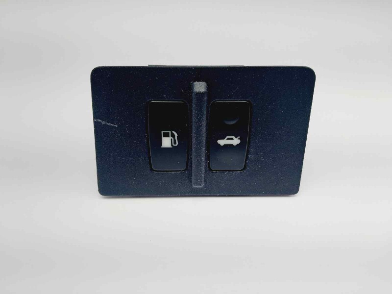 Recambio de mando multifuncion para lexus is200 (ds2/is2) 220d referencia OEM IAM 15A990  