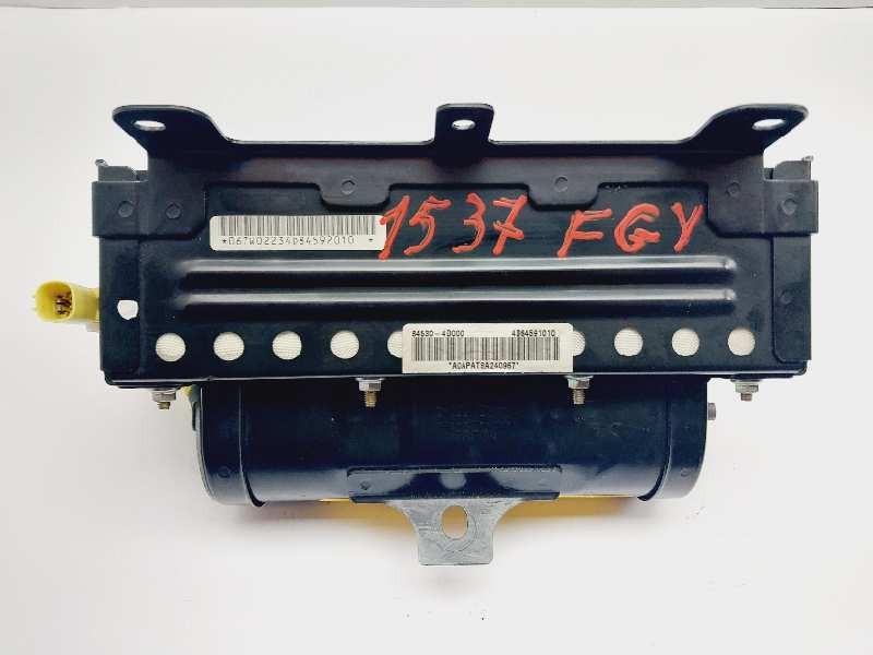 Recambio de airbag delantero derecho para kia carnival ii referencia OEM IAM 845304D000  