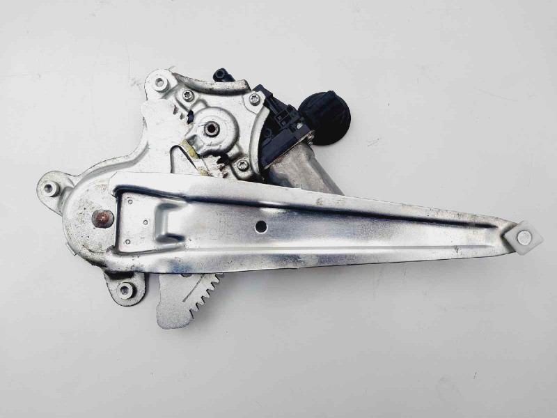 Recambio de elevalunas trasero derecho para lexus is200 (ds2/is2) 220d referencia OEM IAM 8572058010  