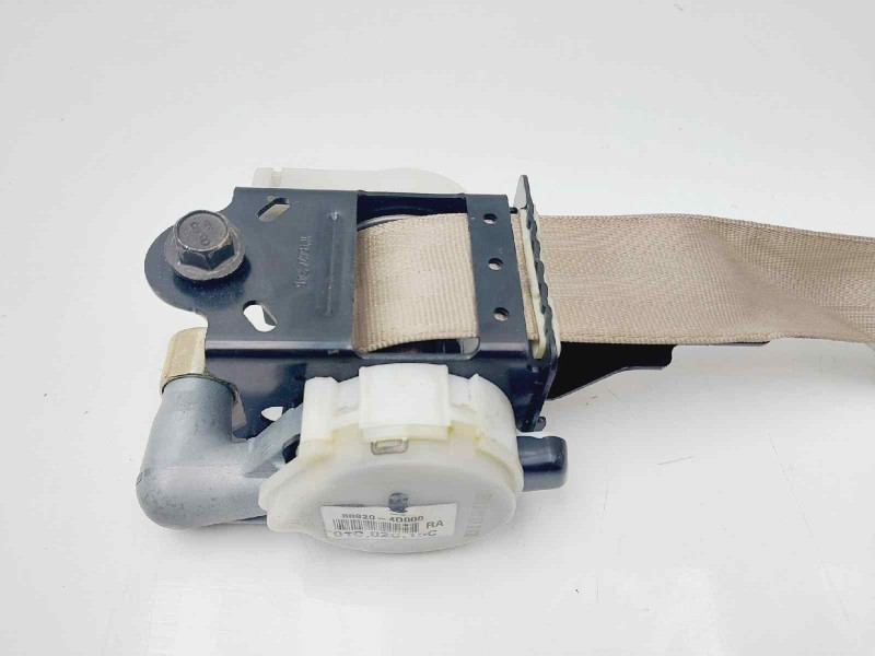 Recambio de cinturon seguridad delantero derecho para kia carnival ii referencia OEM IAM 888204D000  
