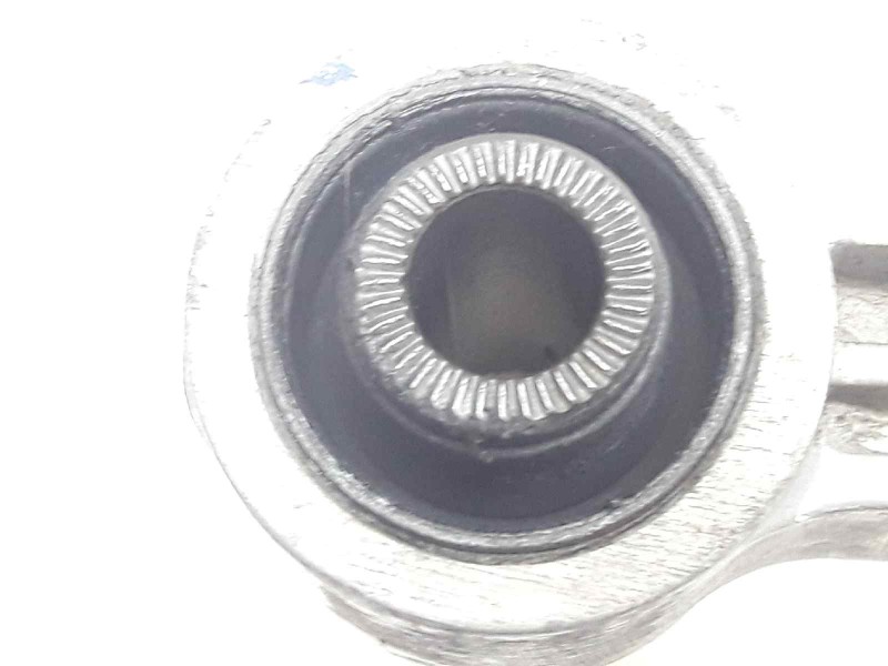 Recambio de soporte motor trasero para hyundai i20 coupe style referencia OEM IAM 21959C8000 21962C8300 