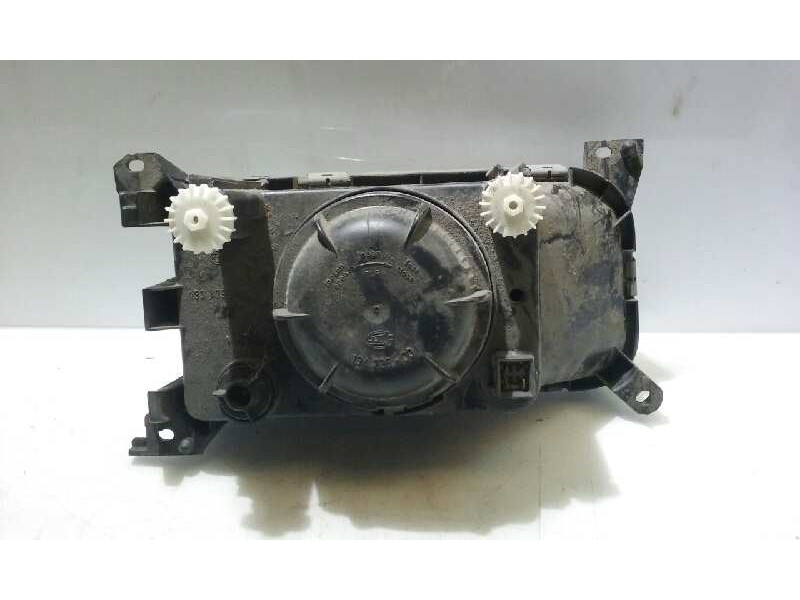 Recambio de faro izquierdo para volkswagen passat berlina (312) referencia OEM IAM  HELLA 