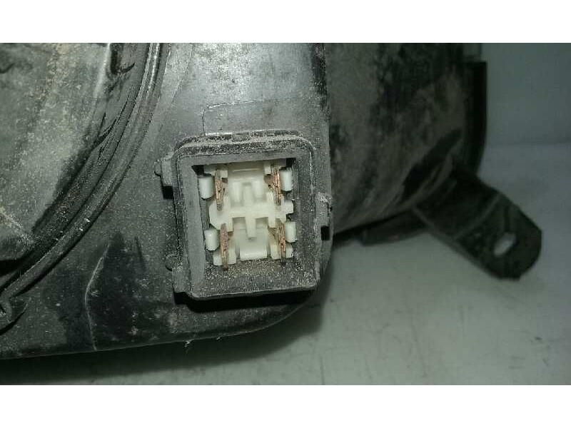 Recambio de faro izquierdo para volkswagen passat berlina (312) referencia OEM IAM  HELLA 