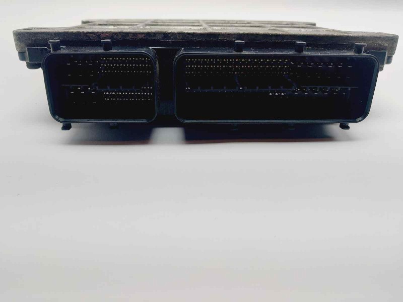 Recambio de centralita motor uce para lexus is200 (ds2/is2) 220d referencia OEM IAM 8966153741 1758009490 