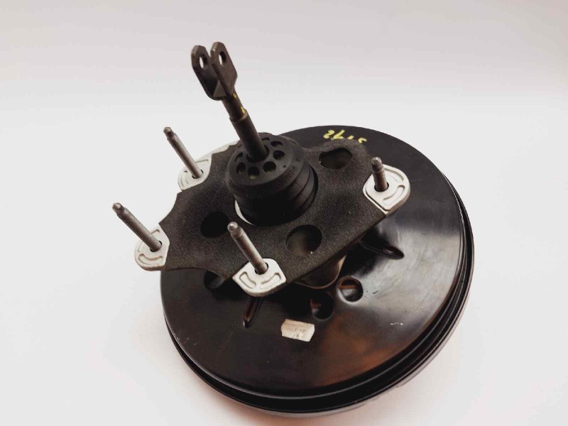 Recambio de servofreno para renault captur life referencia OEM IAM 472103202R  