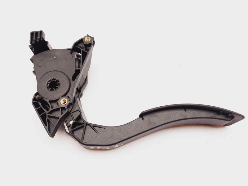 Recambio de potenciometro pedal para renault captur life referencia OEM IAM 180029347R  