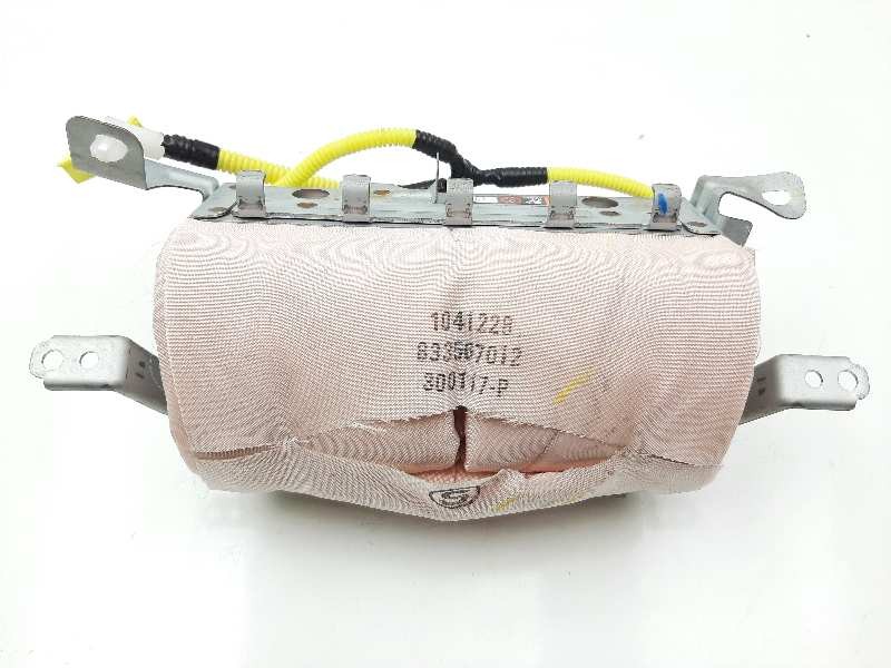 Recambio de airbag delantero derecho para lexus is200 (ds2/is2) 220d referencia OEM IAM 007996717KBB  