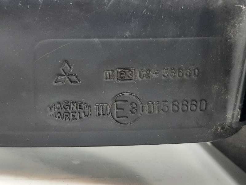 Recambio de retrovisor derecho para mitsubishi montero (v60/v70) 10 referencia OEM IAM 2911231  
