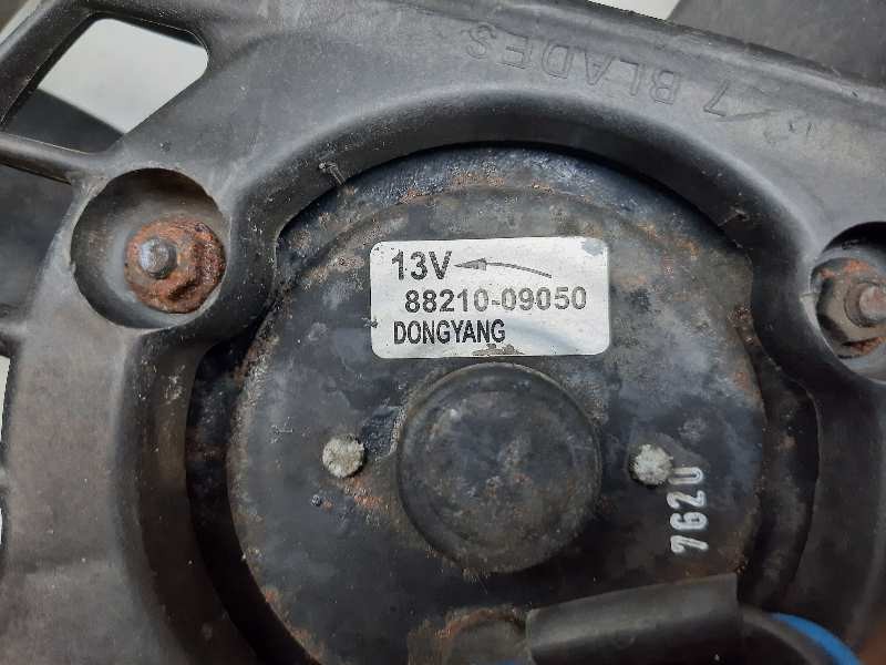 Recambio de electroventilador para ssangyong actyon 200 xdi referencia OEM IAM 8821009050 622000 