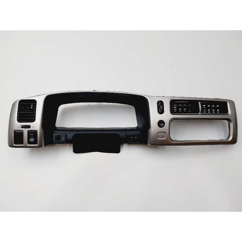 Recambio de salpicadero para mitsubishi montero sport (k90) 2.5 td gls referencia OEM IAM MR5500679  