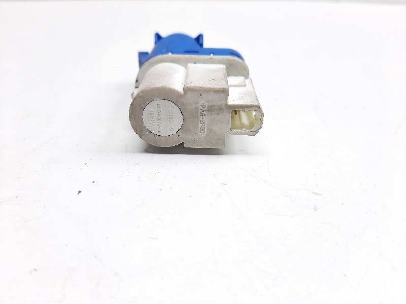 Recambio de interruptor para ford b-max titanium referencia OEM IAM AA679C872AA  