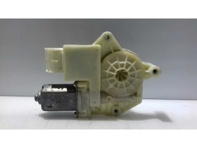 Recambio de motor elevalunas trasero derecho para peugeot 308 style referencia OEM IAM 9678189980 ELECTRICO 