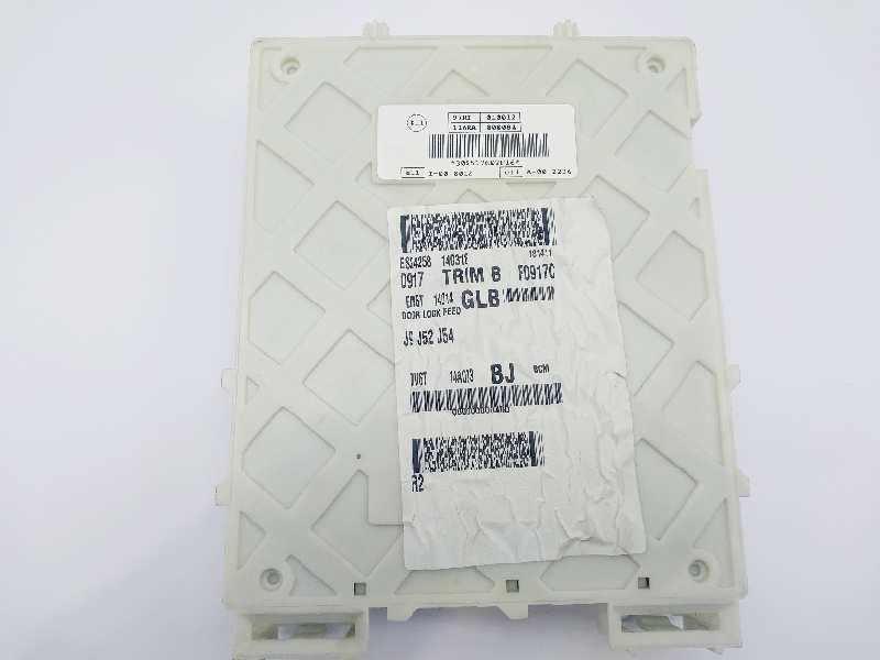 Recambio de caja reles / fusibles para ford focus lim. trend referencia OEM IAM EM5T14014GLB  