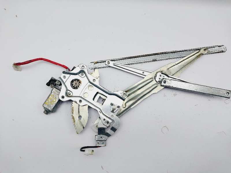 Recambio de elevalunas delantero derecho para mitsubishi montero sport (k90) 2.5 td gls referencia OEM IAM 5713A020 2621003200 D