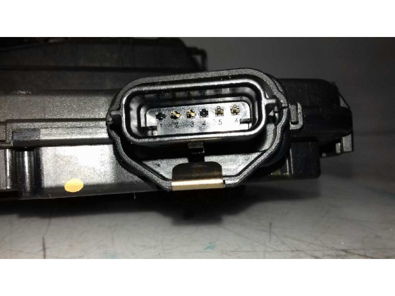 Recambio de cerradura puerta delantera derecha para renault clio iv grandtour zen referencia OEM IAM 805024563R ELECTRICA 