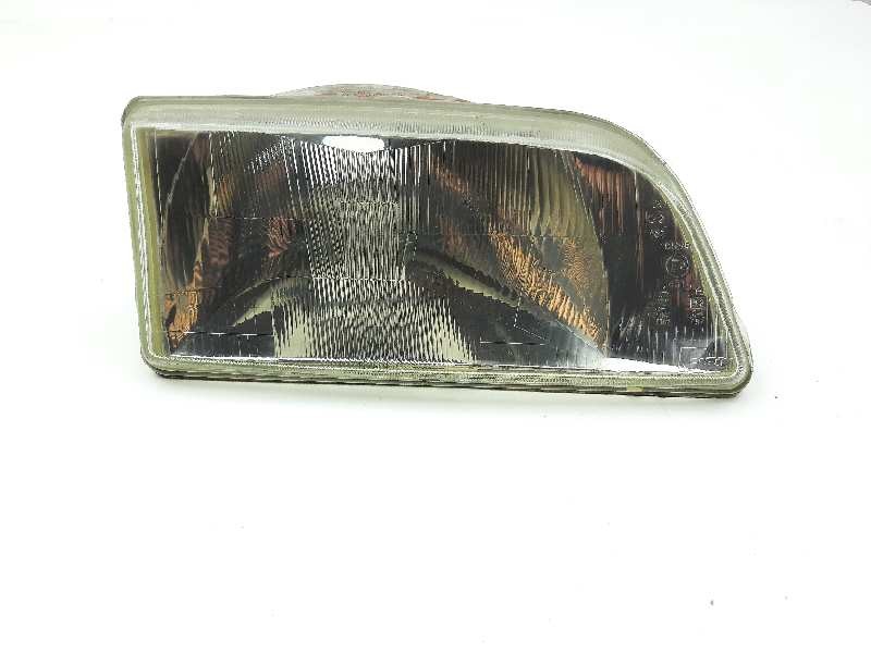 Recambio de faro derecho para citroen ax 1.1 referencia OEM IAM 061226  