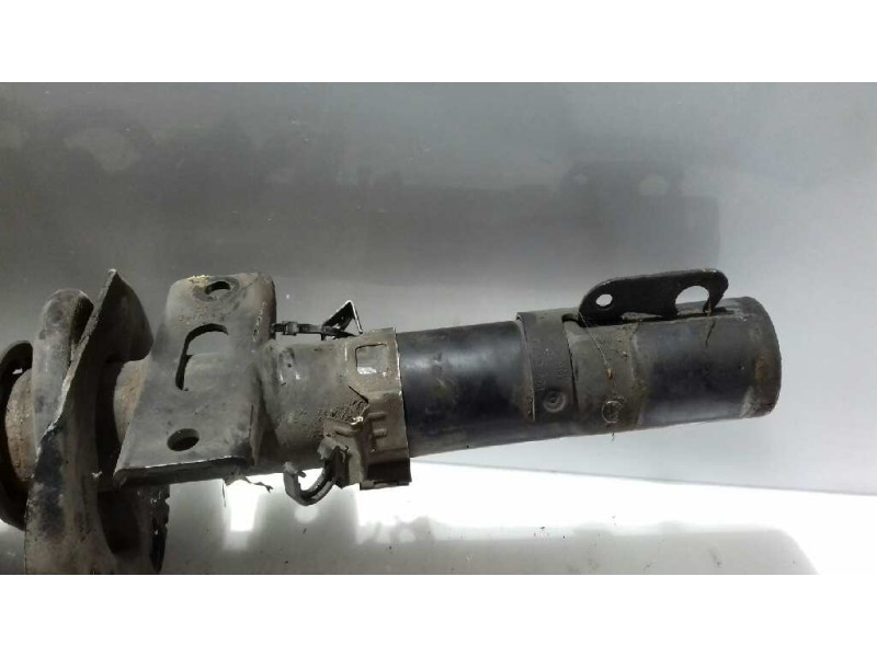 Recambio de amortiguador delantero izquierdo para volkswagen polo (9n3) referencia OEM IAM 6Q0413031CE  