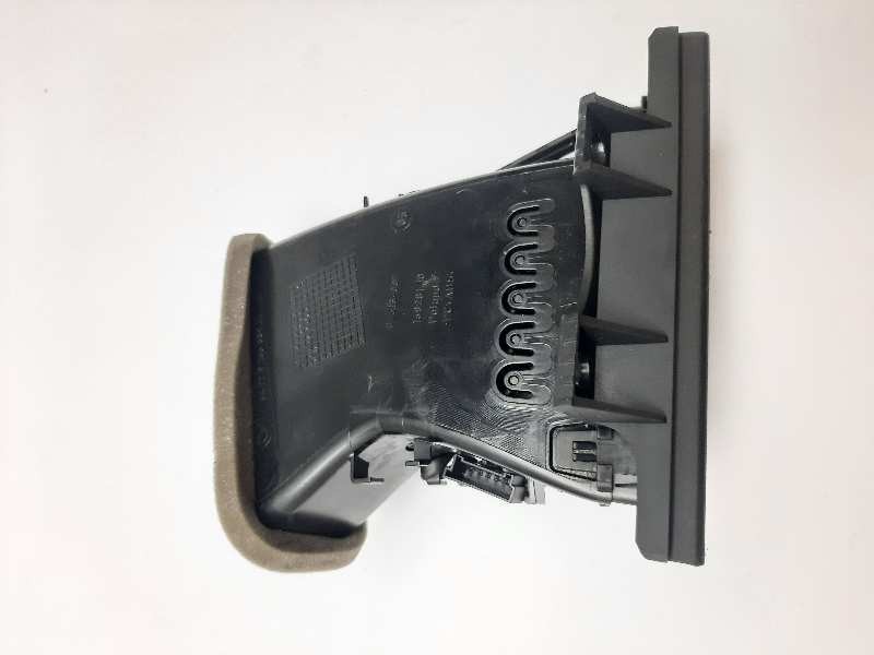 Recambio de rejilla aireadora para bmw serie 5 lim. (f10) 525d referencia OEM IAM 07613001 16828110 