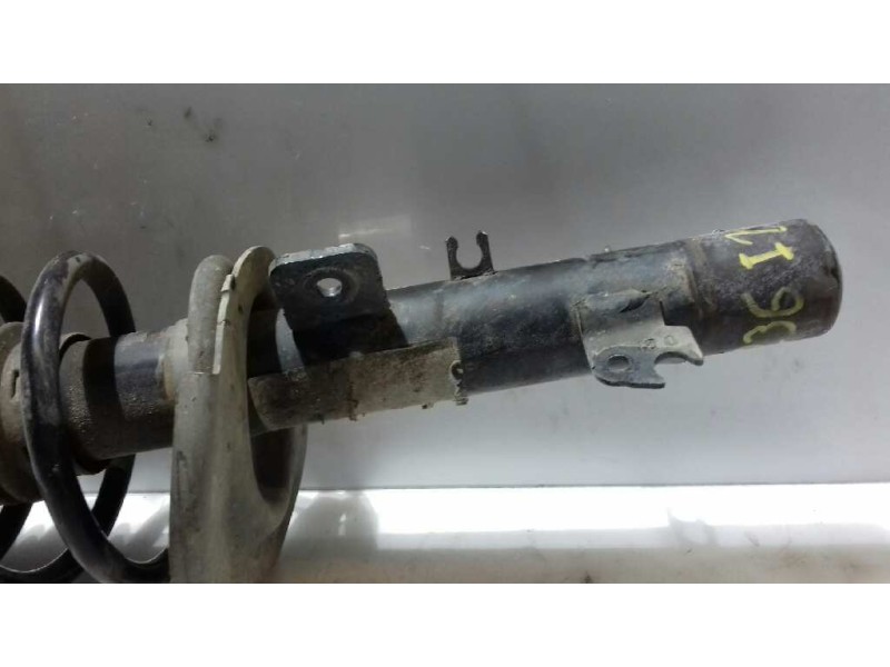 Recambio de amortiguador delantero izquierdo para peugeot 207 sport referencia OEM IAM   