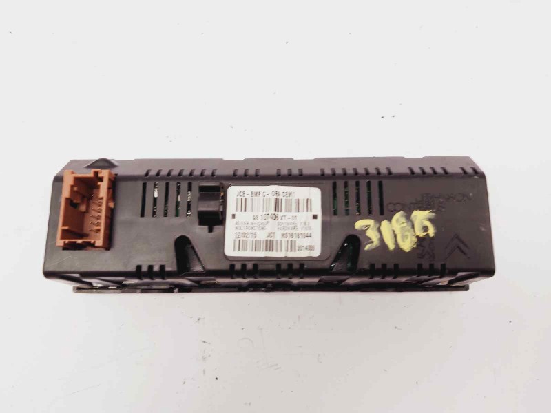 Recambio de pantalla multifuncion para citroen c3 live edition referencia OEM IAM 98107406XT  