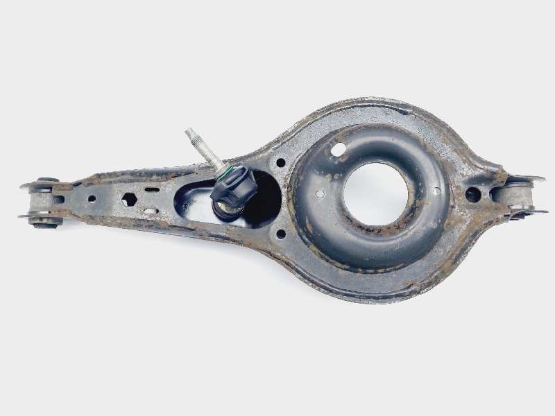 Recambio de brazo suspension inferior trasero izquierdo para ford focus lim. trend referencia OEM IAM 1894049  