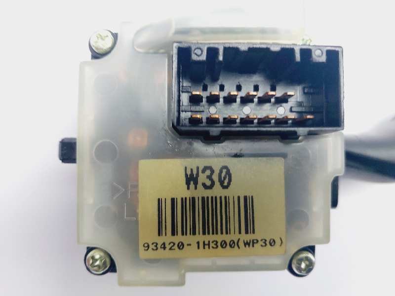 Recambio de mando limpia para kia cee´d active referencia OEM IAM 934201H300  