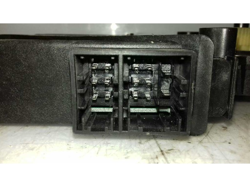 Recambio de motor elevalunas trasero derecho para skoda roomster (5j7) family referencia OEM IAM 5J0959812 ELECTRICO 